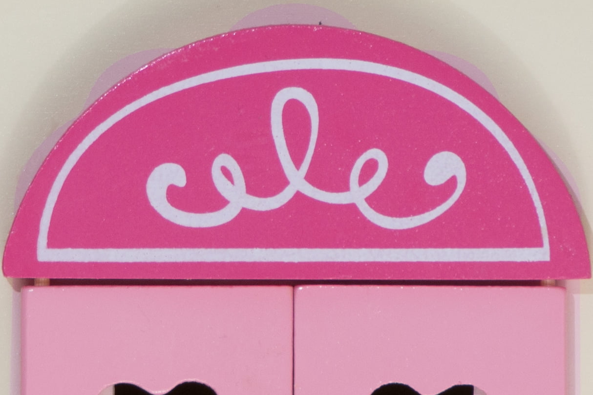 Olympus 75-300mm f/8 300mm